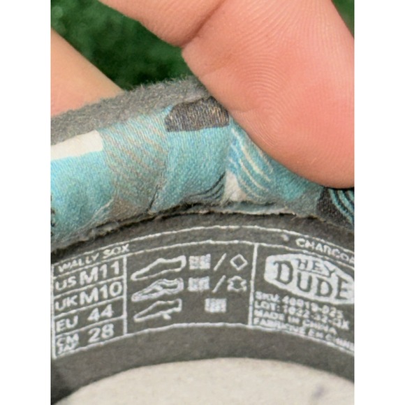 Hey Dude Wally Sox Shoes Mens Size 11 Gray Comfortable Slip On Sneaker Loafer - Picture 9 of 9